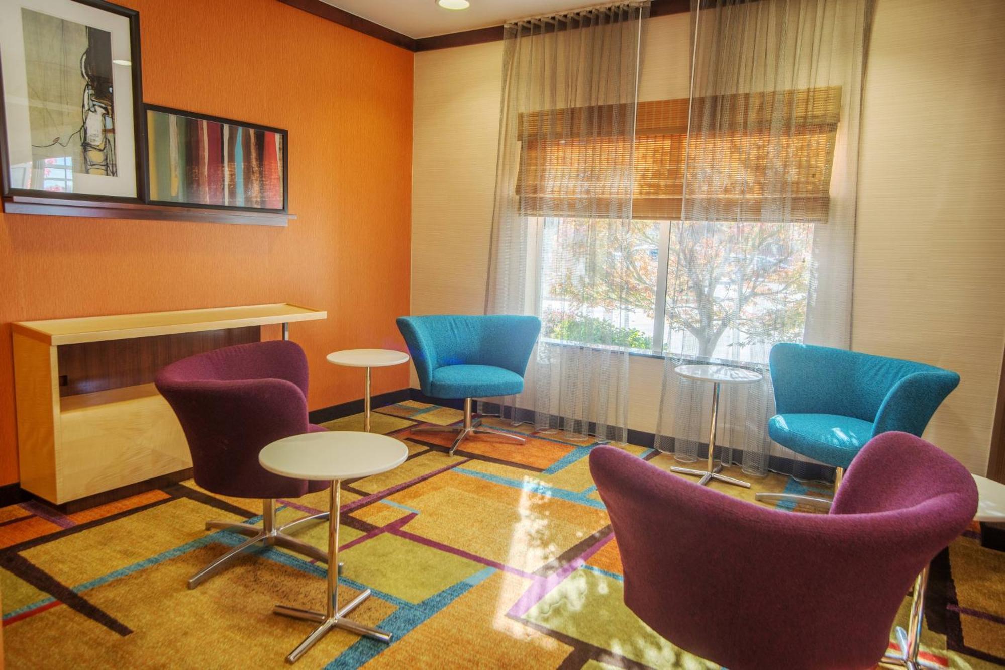Fairfield Inn And Suites By Marriott Маскоги Экстерьер фото