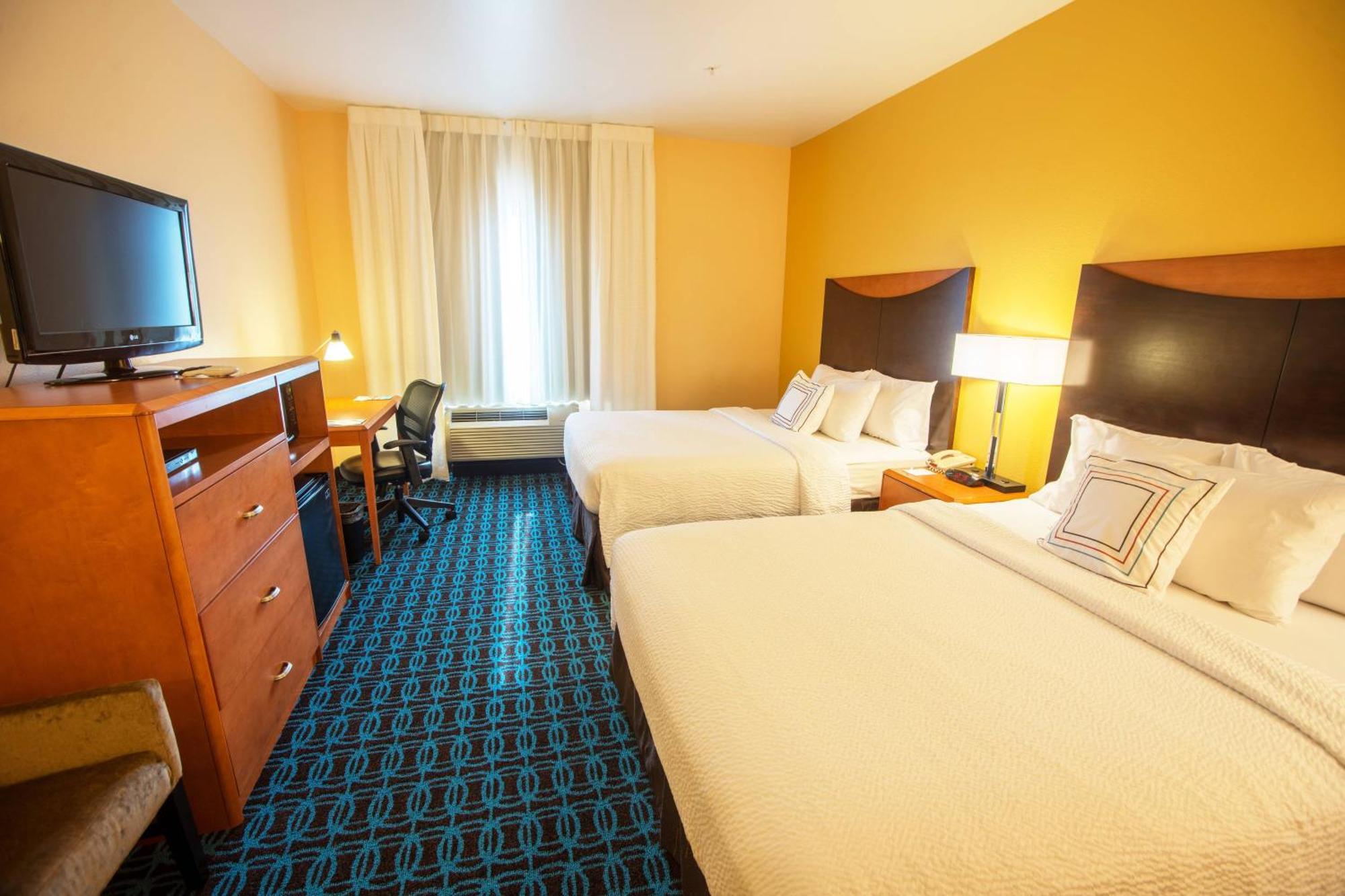 Fairfield Inn And Suites By Marriott Маскоги Экстерьер фото